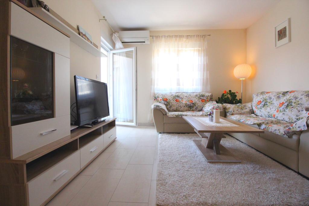 רוביני Apartment Brigite מראה חיצוני תמונה
