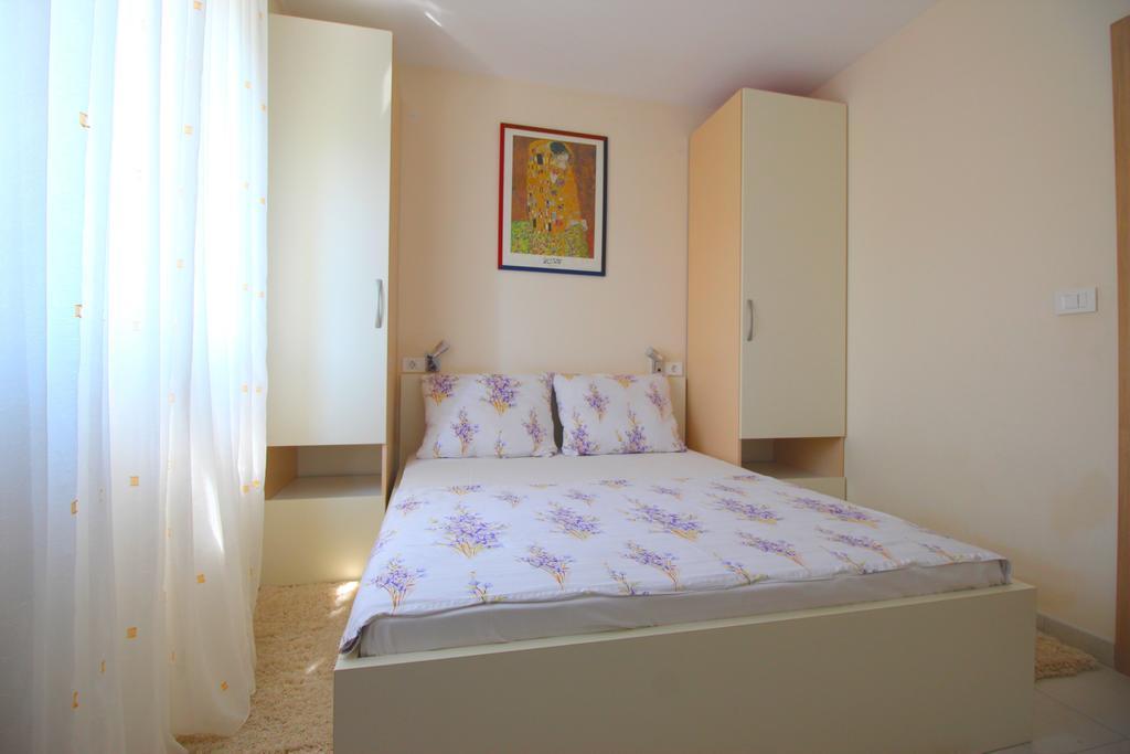 רוביני Apartment Brigite מראה חיצוני תמונה
